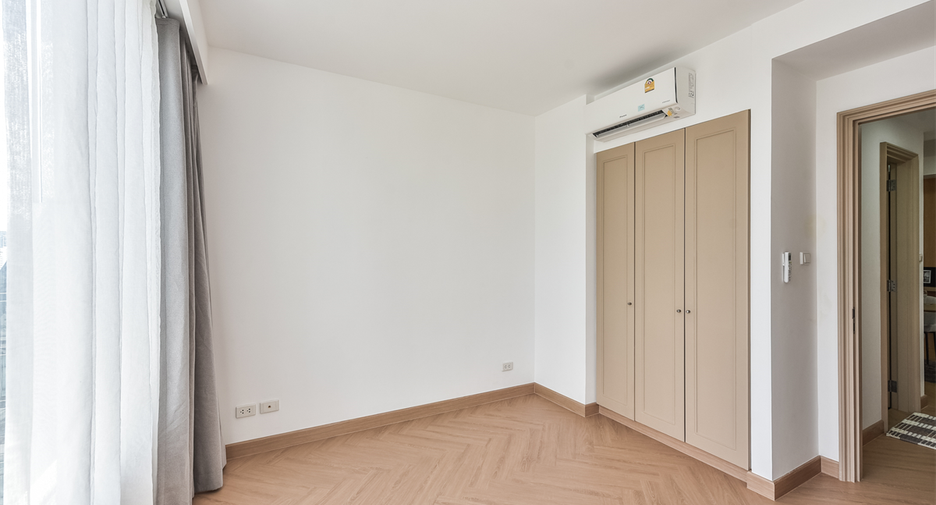 For sale 2 bedrooms condo in Watthana, Bangkok