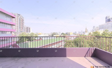 Продажа 2 спальни кондо в Кхлонг Тоеи, Бангкок