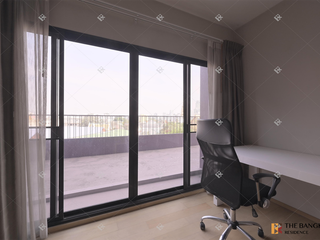 For sale 2 bedrooms condo in Khlong Toei, Bangkok