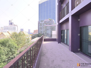 For sale 2 bedrooms condo in Khlong Toei, Bangkok