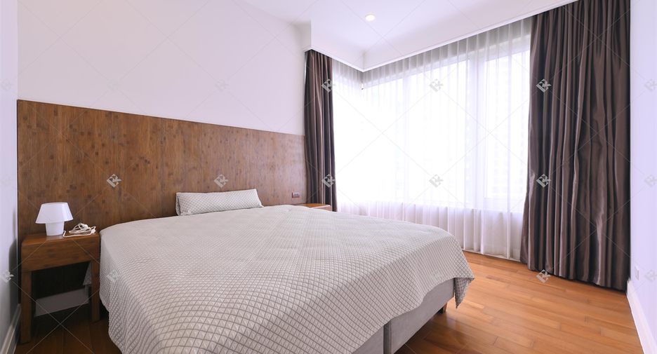 For sale 2 bedrooms condo in Pathum Wan, Bangkok