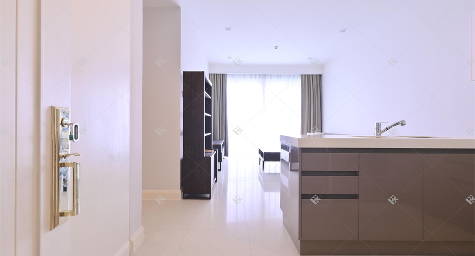 For sale 2 bedrooms condo in Pathum Wan, Bangkok