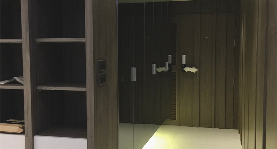 À vendre 3 chambres condo à Watthana, Bangkok