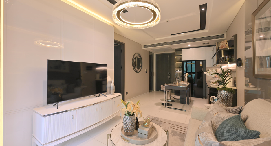 For sale 1 bed condo in Watthana, Bangkok