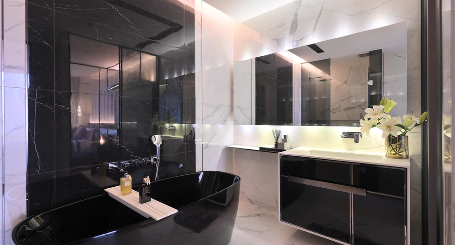 For sale 2 bedrooms condo in Watthana, Bangkok