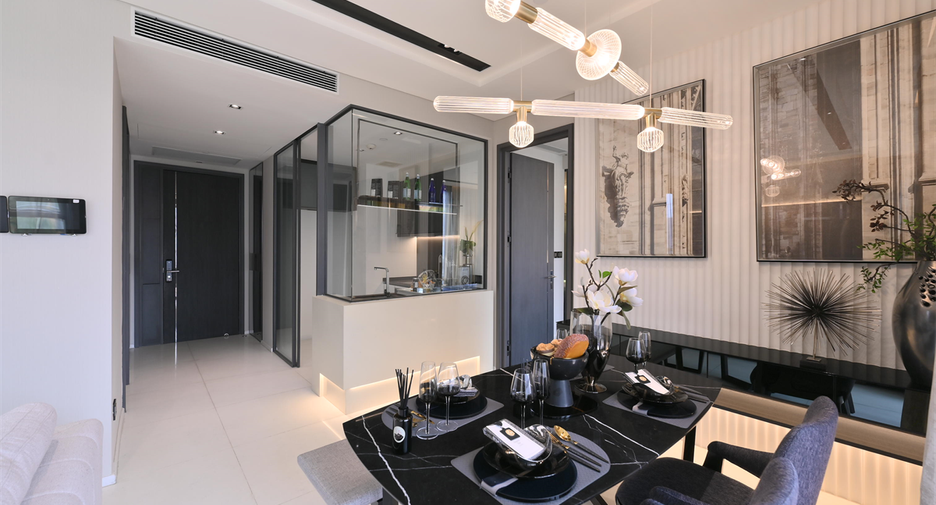 For sale 2 bedrooms condo in Watthana, Bangkok