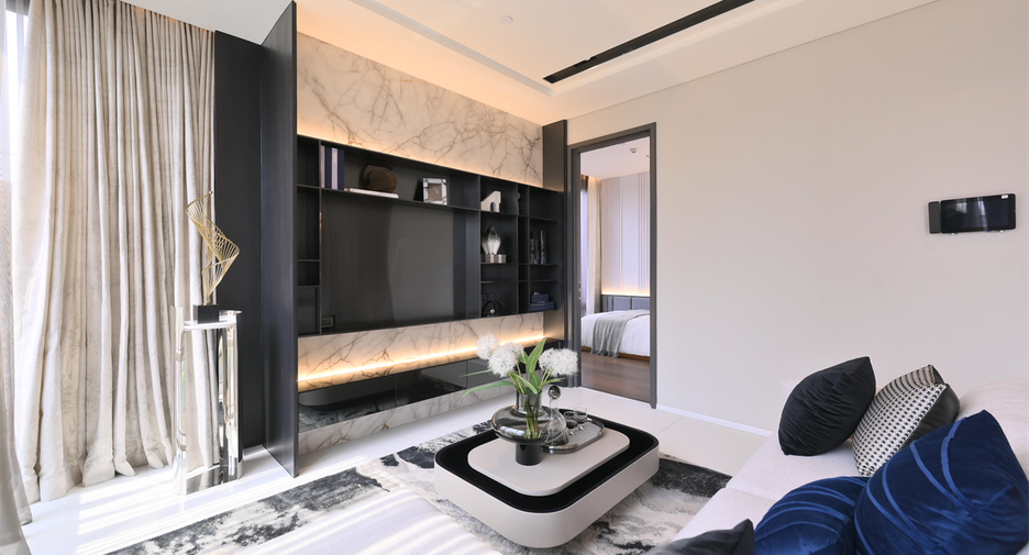 For sale 2 bedrooms condo in Watthana, Bangkok