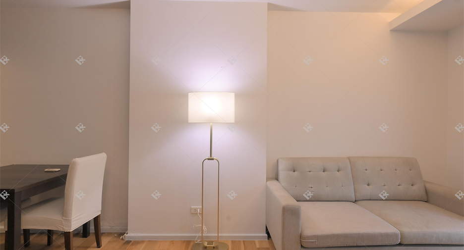 À vendre 1 chambre condo à Khlong Toei, Bangkok