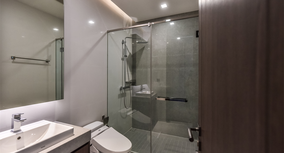 À vendre 3 chambres condo à Khlong Toei, Bangkok