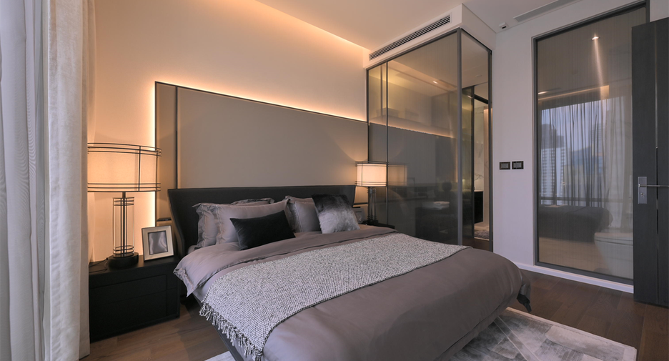 For sale 2 bedrooms condo in Watthana, Bangkok
