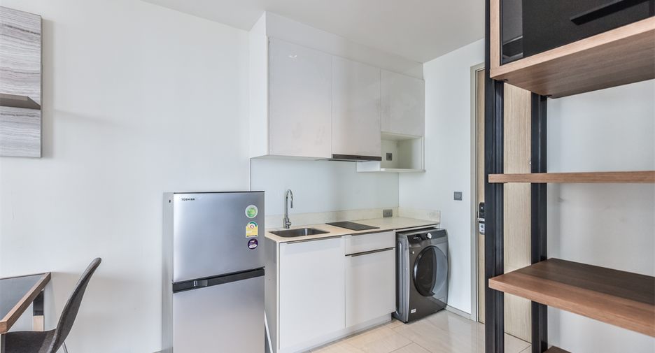 For sale 1 bed condo in Bang Rak, Bangkok