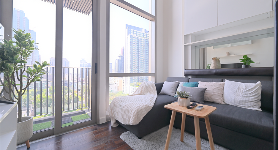 For rent 1 bed condo in Khlong Toei, Bangkok