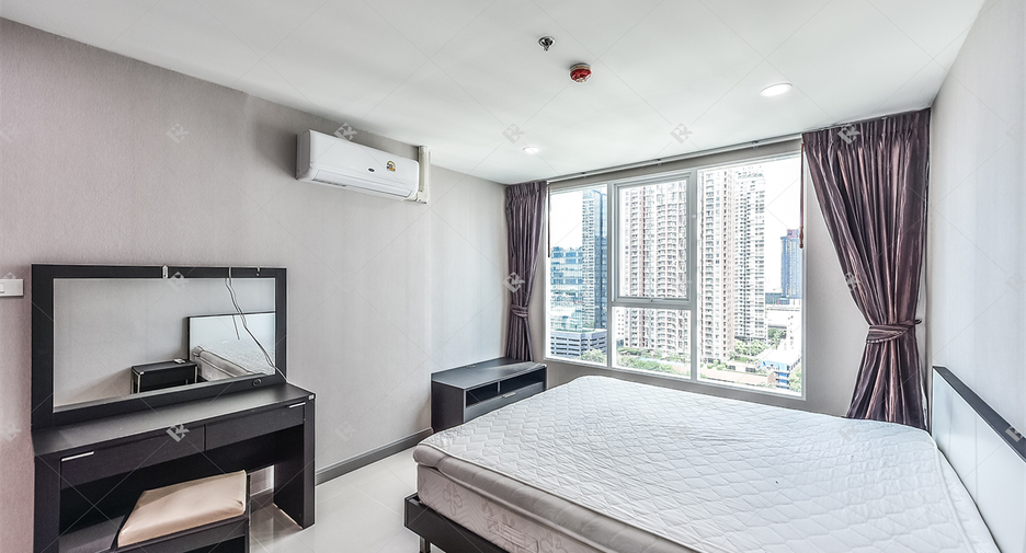 À louer 2 chambres condo à Watthana, Bangkok