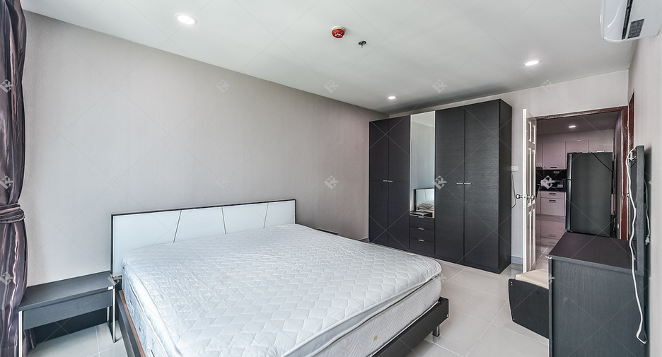 À louer 2 chambres condo à Watthana, Bangkok