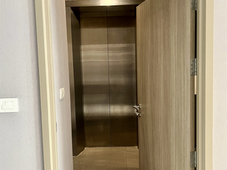 À louer 1 chambre condo à Pathum Wan, Bangkok
