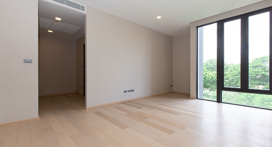 For rent 3 ベッドルーム condo in Huai Khwang, Bangkok