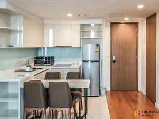 For rent 2 bedrooms condo in Thon Buri, Bangkok