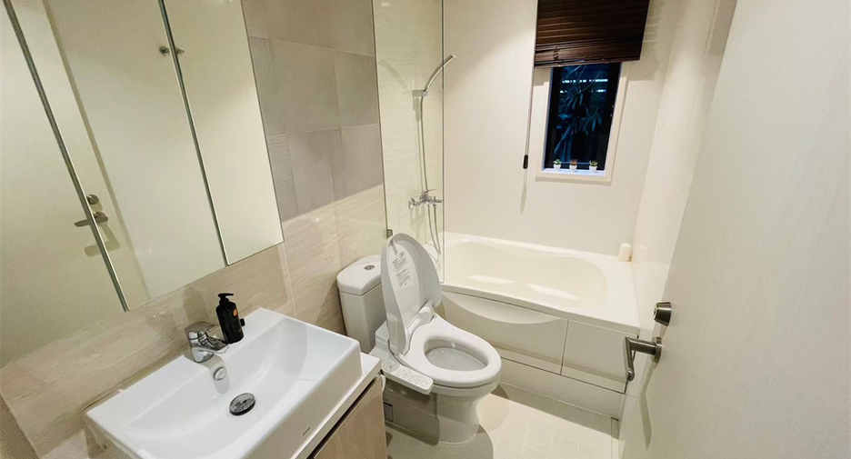 For rent 1 bed condo in Watthana, Bangkok