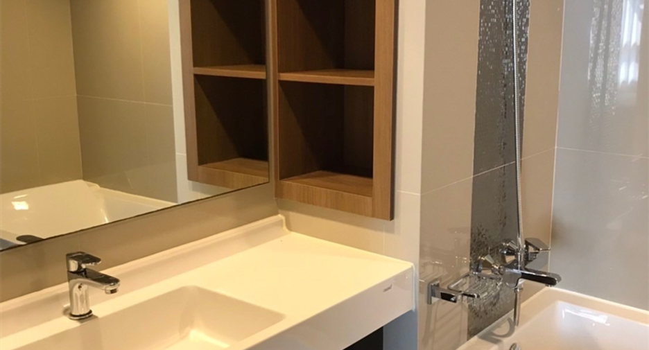 Condo en alquiler de 1 habitaciones en Phra Khanong, Bangkok
