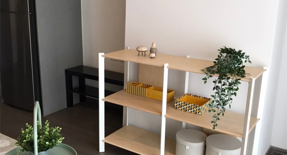 Condo en alquiler de 1 habitaciones en Phra Khanong, Bangkok