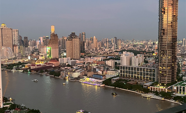 Condo en alquiler de 2 habitaciones en Khlong San, Bangkok