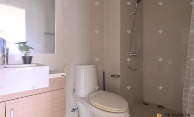 Condo en alquiler de 2 habitaciones en Khlong Toei, Bangkok