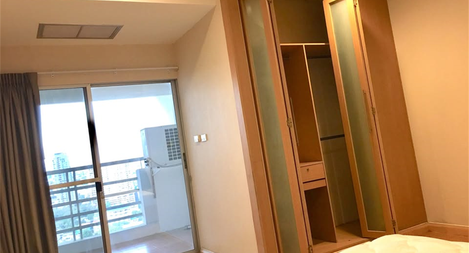 Wohnung zur Miete mit 2 Zimmer in Khlong Toei, Bangkok