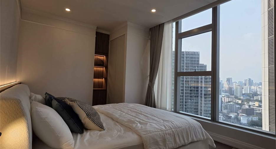 For rent 1 bed condo in Khlong Toei, Bangkok