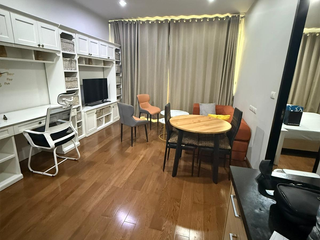 À louer 1 chambre condo à Pathum Wan, Bangkok