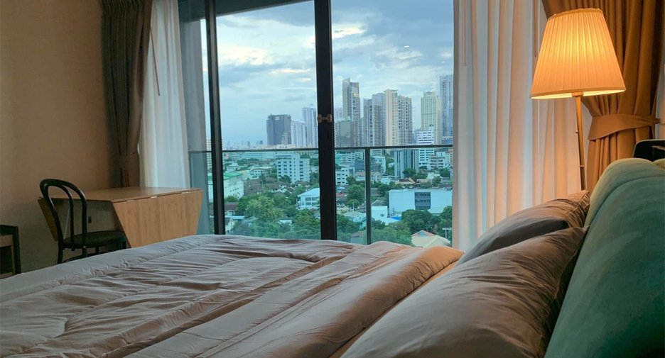 Condo en alquiler de 1 habitaciones en Khlong Toei, Bangkok