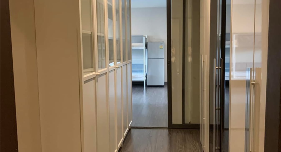 Condo en alquiler de 1 habitaciones en Khlong Toei, Bangkok