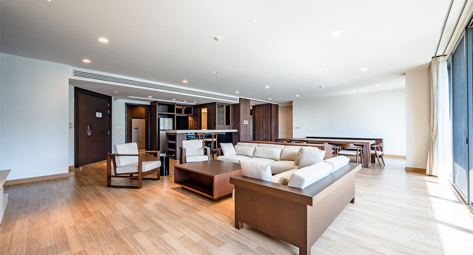 For rent 3 ベッドルーム condo in Suan Luang, Bangkok