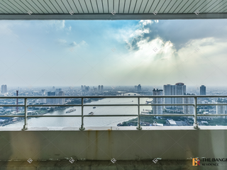 For rent 3 bedrooms condo in Bang Kho Laem, Bangkok
