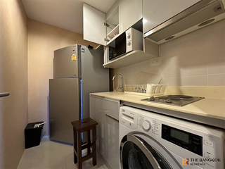 For rent 2 bedrooms condo in Phra Khanong, Bangkok