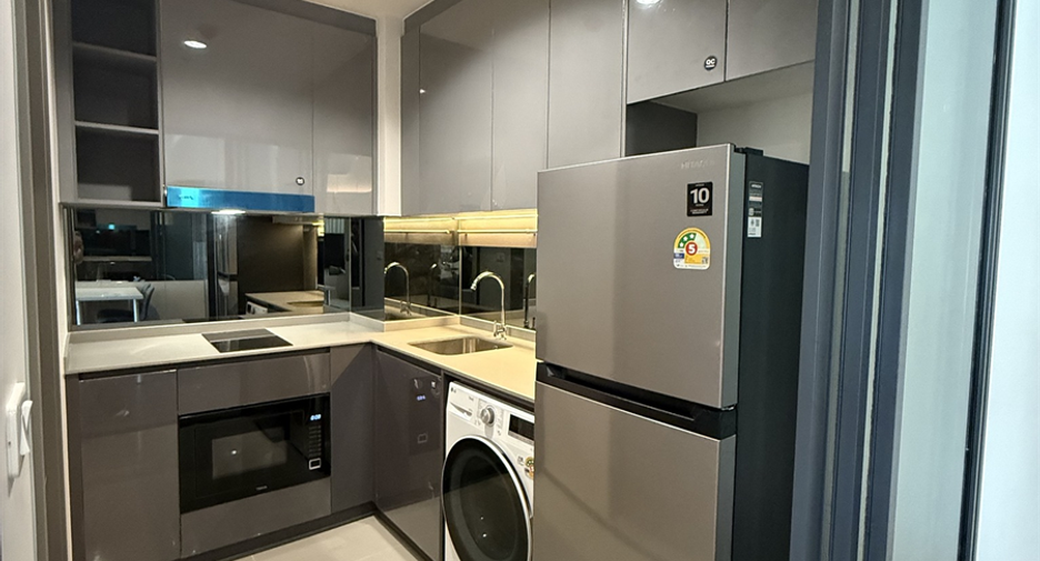 For rent 1 bed condo in Khlong Toei, Bangkok