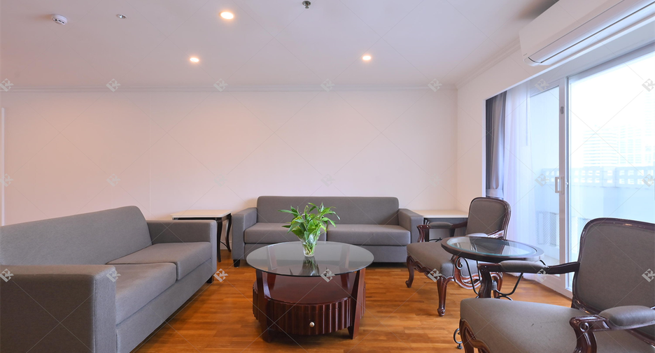 Wohnung zur Miete mit 3 Zimmer in Khlong Toei, Bangkok
