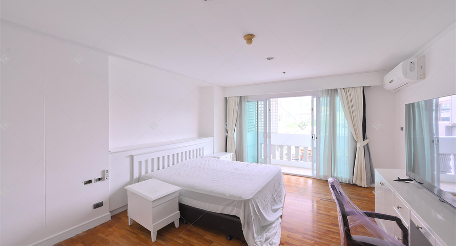 Wohnung zur Miete mit 3 Zimmer in Khlong Toei, Bangkok