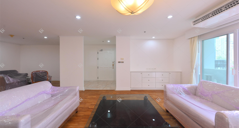 Wohnung zur Miete mit 3 Zimmer in Khlong Toei, Bangkok