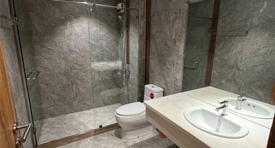 For rent 2 bedrooms condo in Sathon, Bangkok
