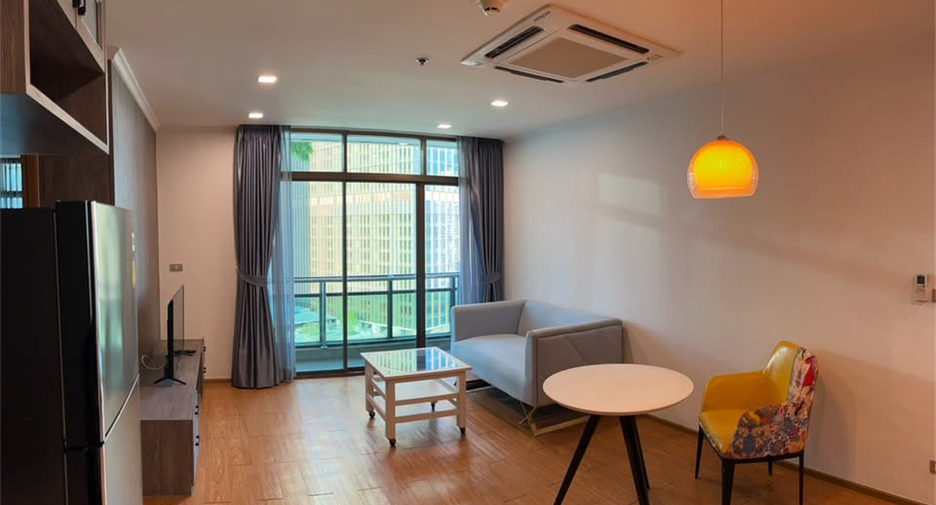 For rent 2 bedrooms condo in Sathon, Bangkok