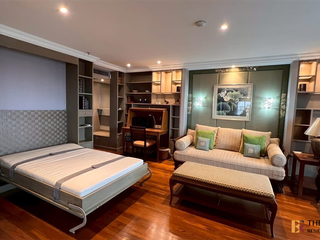 For rent 2 bedrooms condo in Sathon, Bangkok