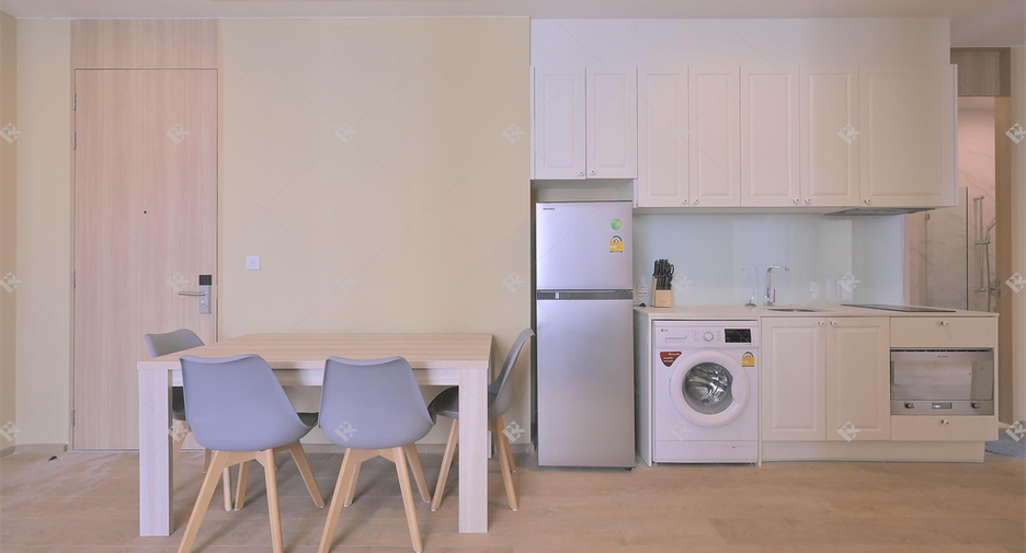 For rent 2 ベッドルーム condo in Watthana, Bangkok