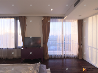 Condo en alquiler de 3 habitaciones en Khlong Toei, Bangkok