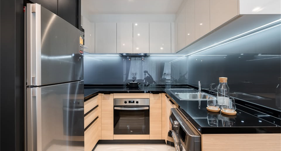 For rent 1 bed condo in Watthana, Bangkok
