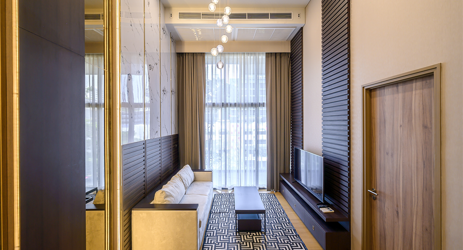 For rent 2 bedrooms condo in Watthana, Bangkok