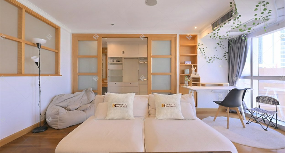 For rent 1 bed condo in Khlong Toei, Bangkok