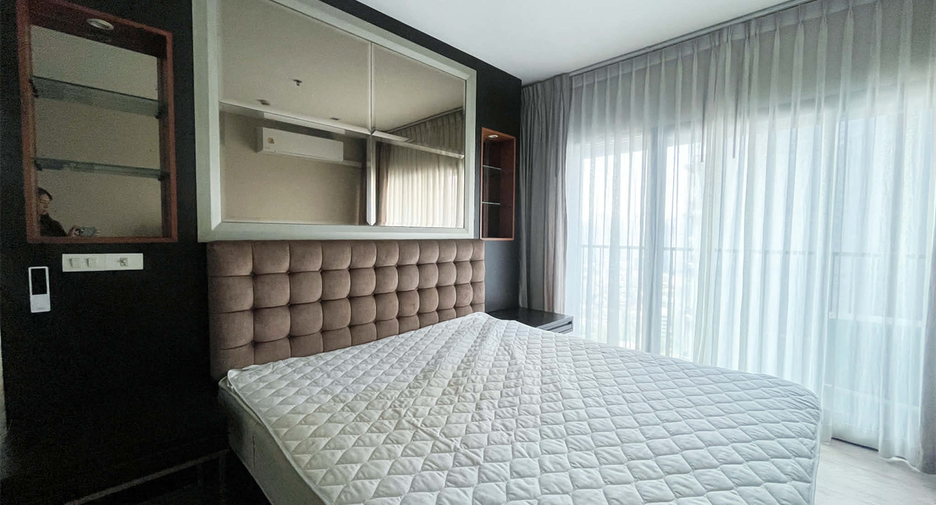 Condo en alquiler de 2 habitaciones en Khlong Toei, Bangkok