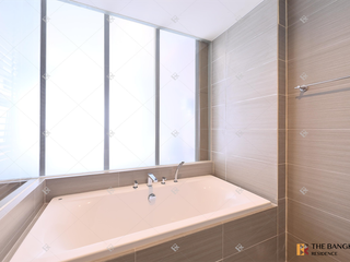 Condo en alquiler de 2 habitaciones en Khlong Toei, Bangkok