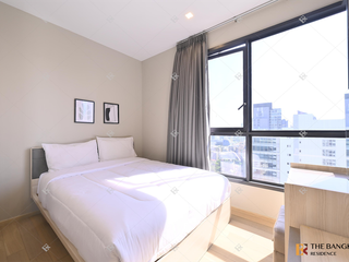 À louer 2 chambres condo à Watthana, Bangkok