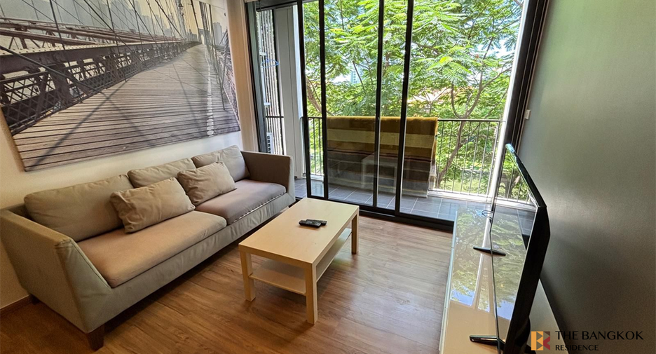 For rent 2 bedrooms condo in Watthana, Bangkok
